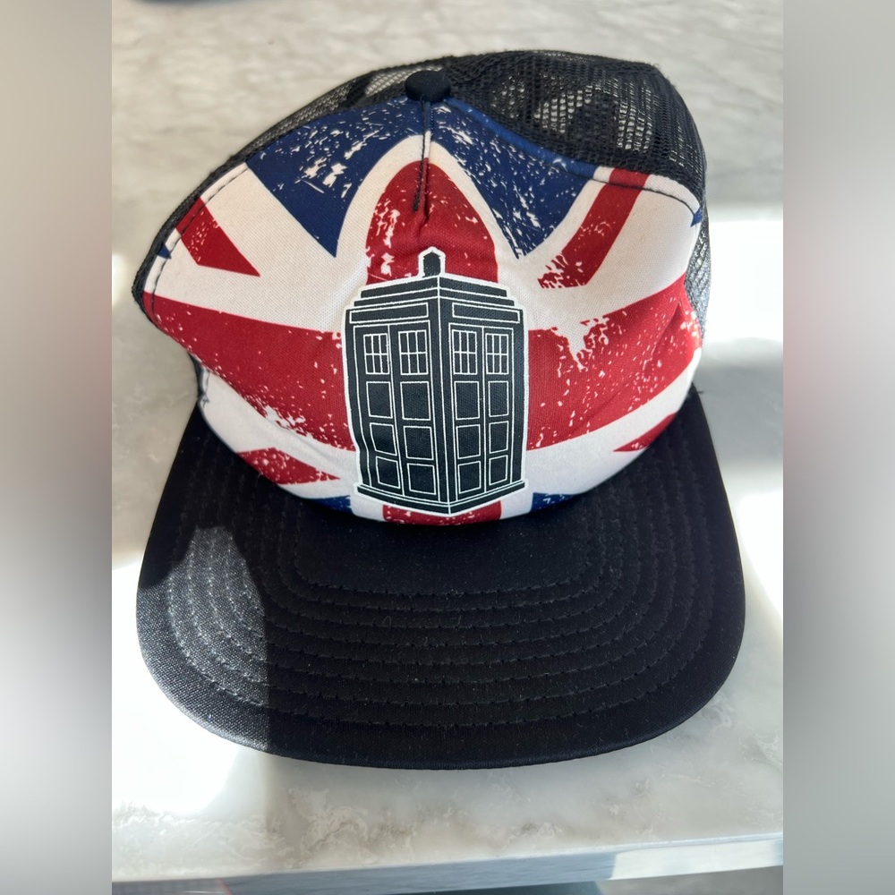 Doctor Who TARDIS Trucker Hat BBC SDCC 2014 Union Jack Mesh Snapback Cap
